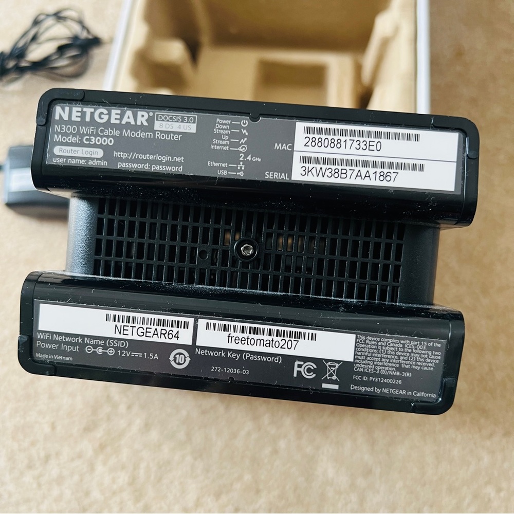 NETGEAR N300 New WiFi Cable Modem Router Black - Picture 3 of 12